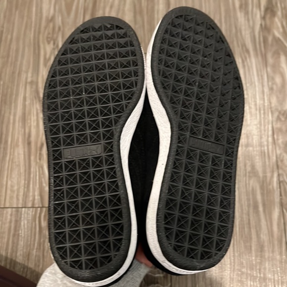 PUMA SUEDE CLASSIC X CHAIN. Size 5.5 Men - Picture 6 of 9